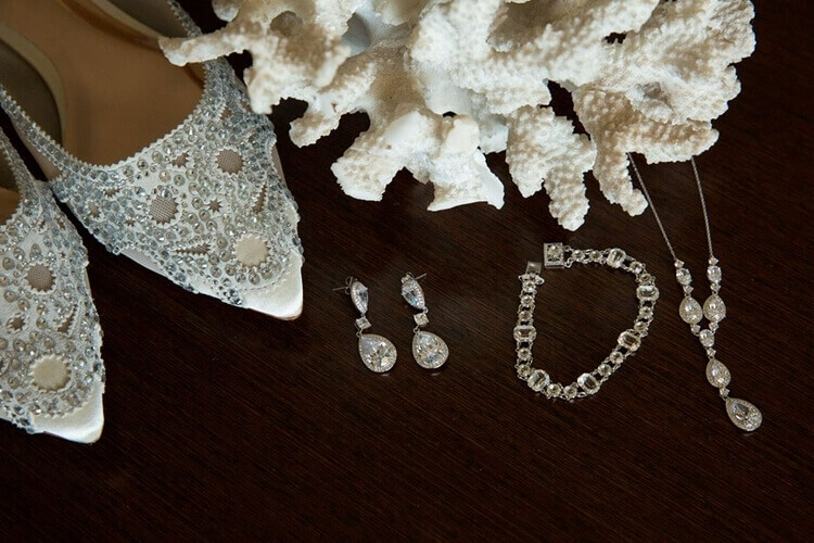 header img
